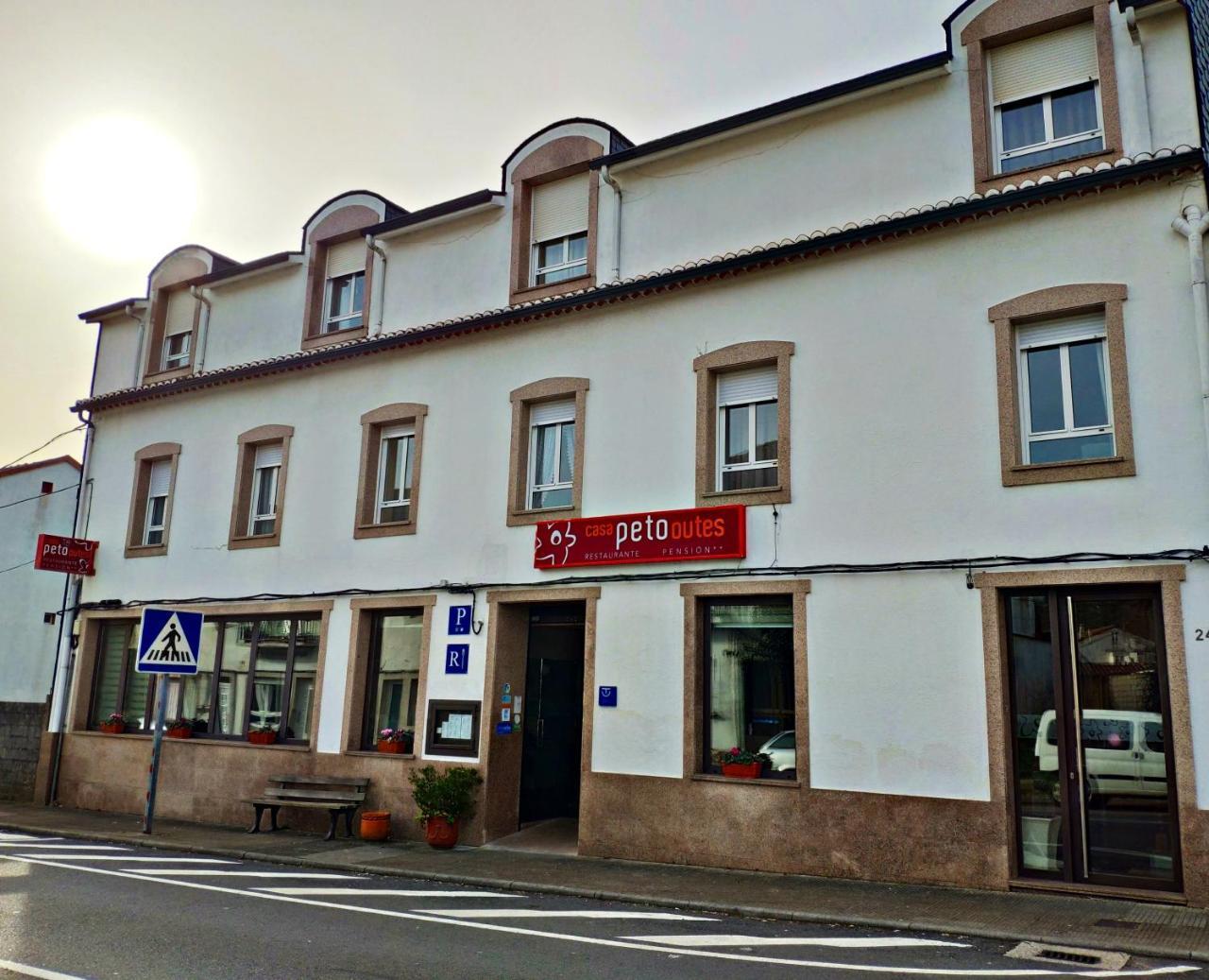Hotel Casa Peto Outes Zewnętrze zdjęcie